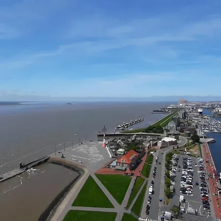 Lachmoewe شقة بوتجادينغين